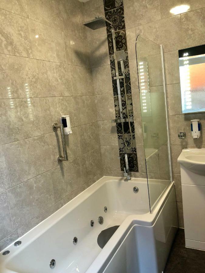 Stay Lytham Serviced Apartments Lytham St Annes Bagian luar foto